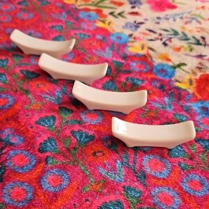 Set of 4 Ceramic Chopstick Rests